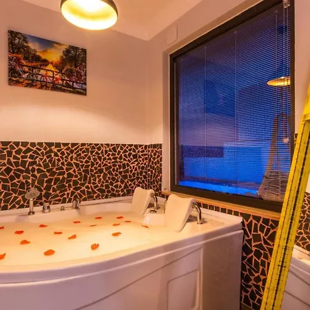 Uzumlu Village 1 Bedroom Villa