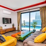 Uzumlu Village 1 Bedroom קלקן